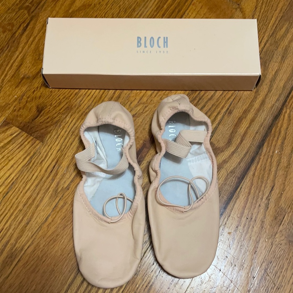 Bloch Pink Leather Split Sole Dansoft ll Ballet shoe Size 3A (Narrow) Brand New
